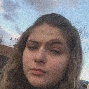 Meet your Posher, Ava